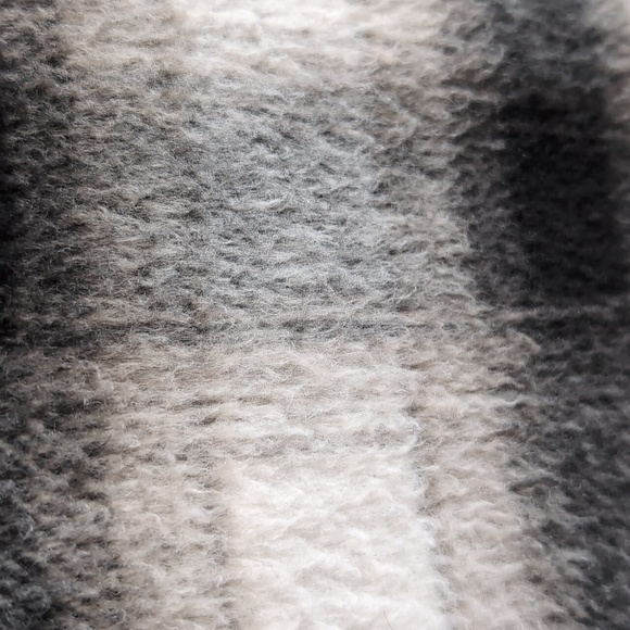 Free Country Black Tan White Plaid Shacket - Picture 5 of 7